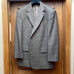 Boss 48R sportcoat 100%wool in very good used condition.